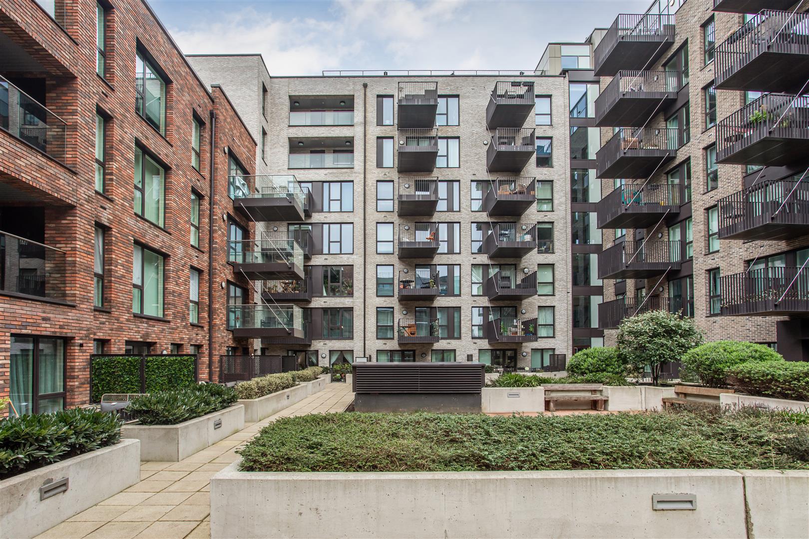 Highland Street, Stratford